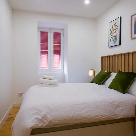 Apartment Nest 2-hosted By Sweetstay Gibraltar