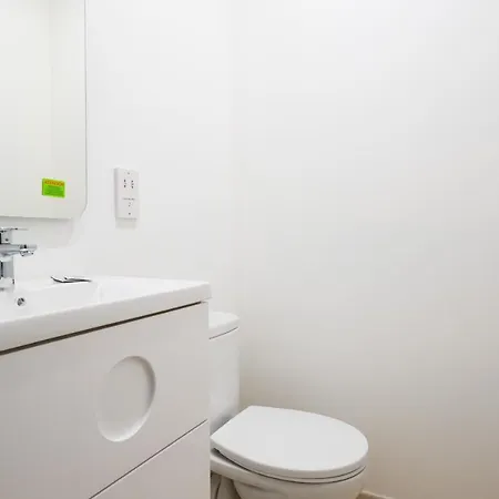 Nest 2-hosted By Sweetstay Apartment